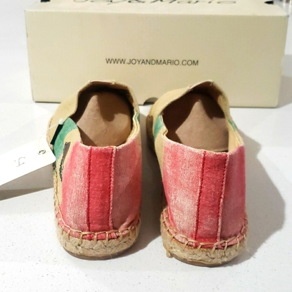 Joy&Mario Unisex shoes with Mexican Flag on side, size 10 - Picture 3 of 9